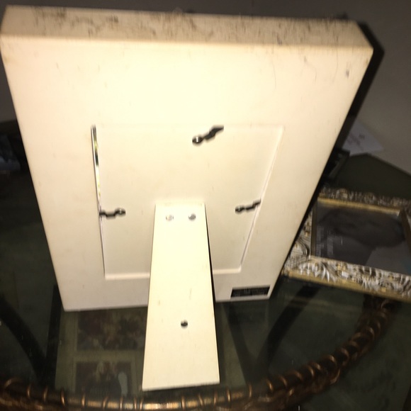 Frame - Picture 3 of 5